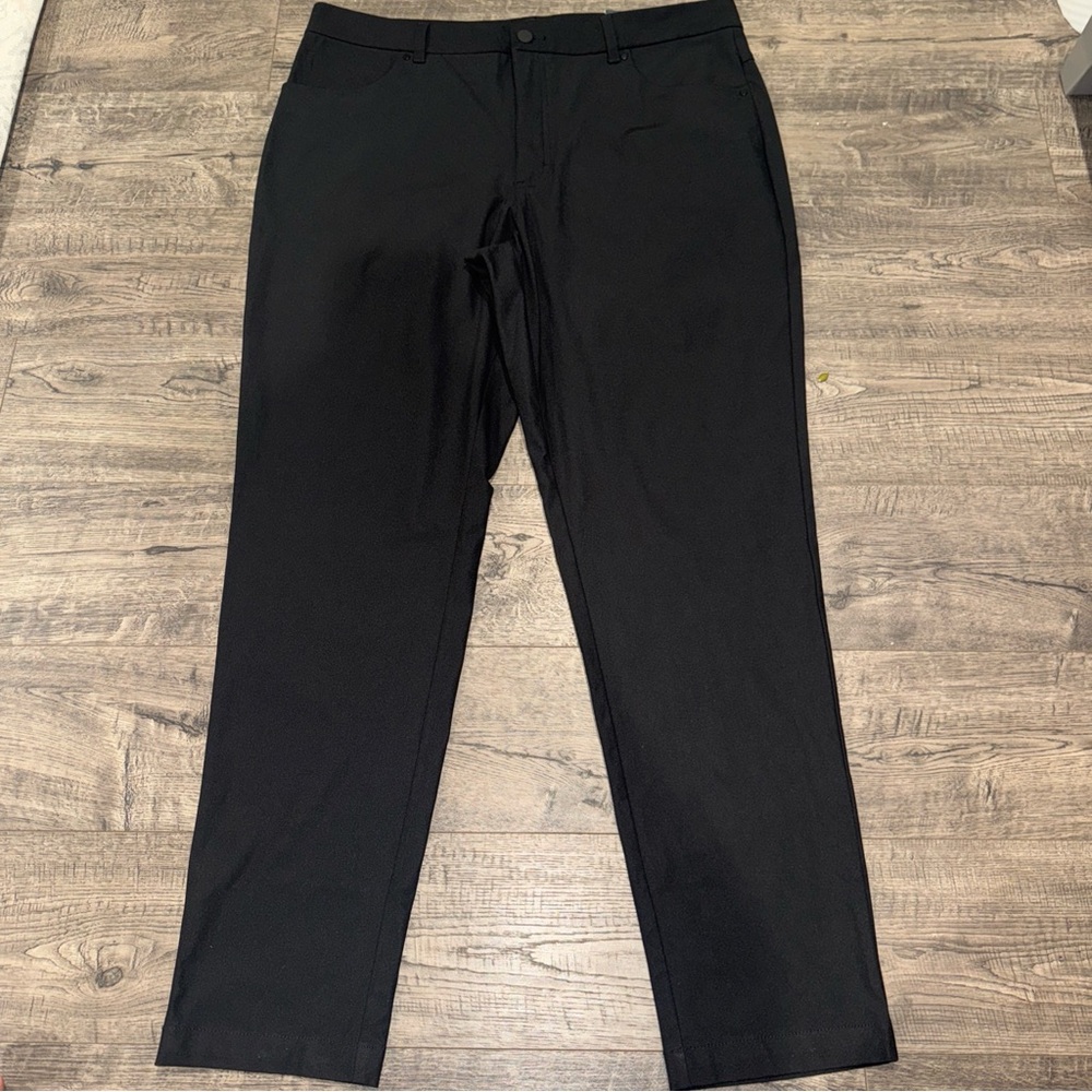 Men’s 30x32 VRST Slim Fit 5 Pockets Black Pants Stretch Moisture Wicking